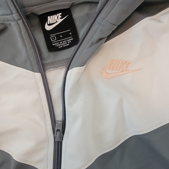 Nike women's retro jacket size l - Picture 2 of 3